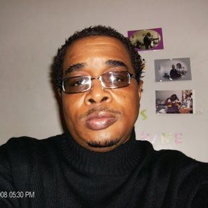 Meet your Posher, Derrick